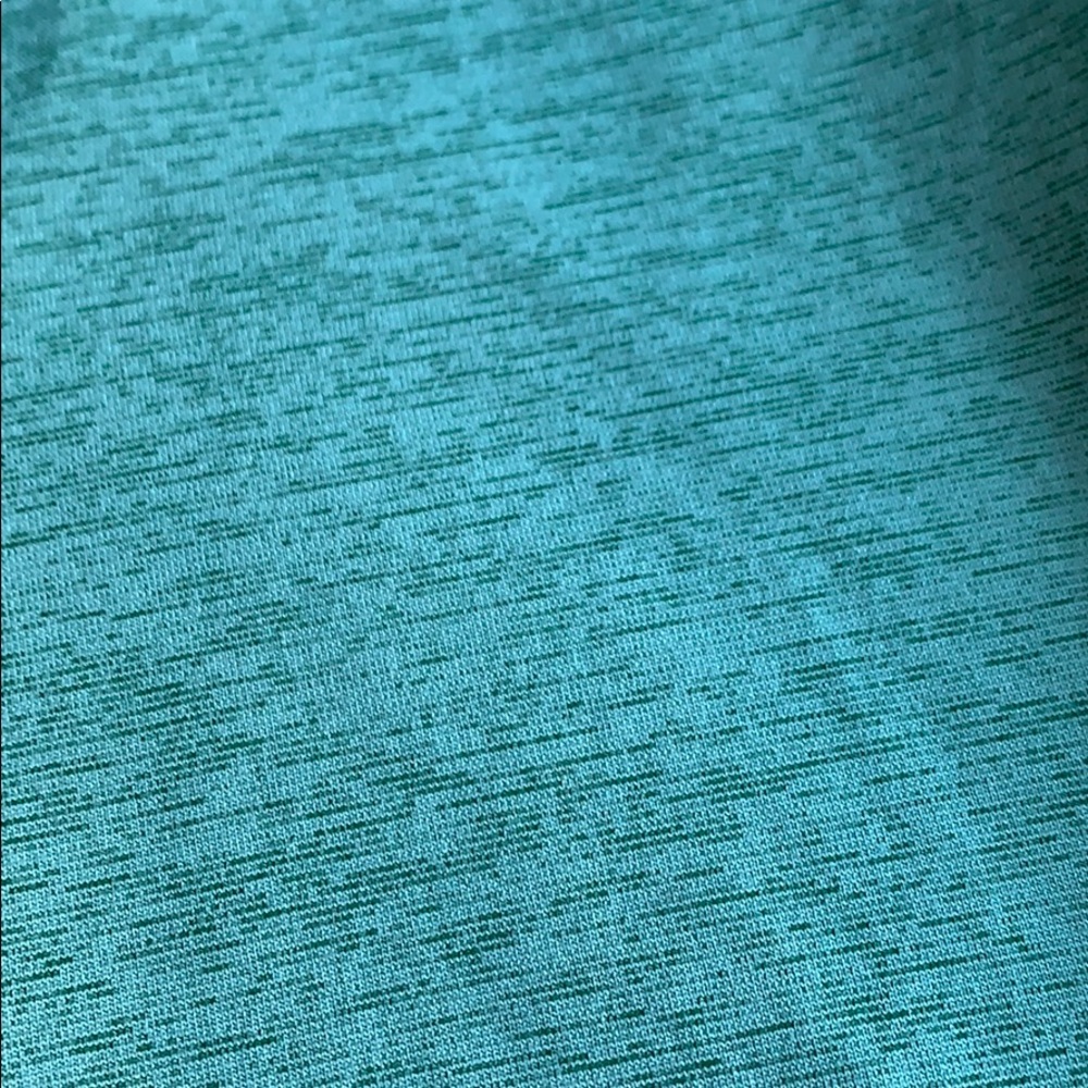 Nike Dri-Fit Running Shirt - Picture 2 of 3